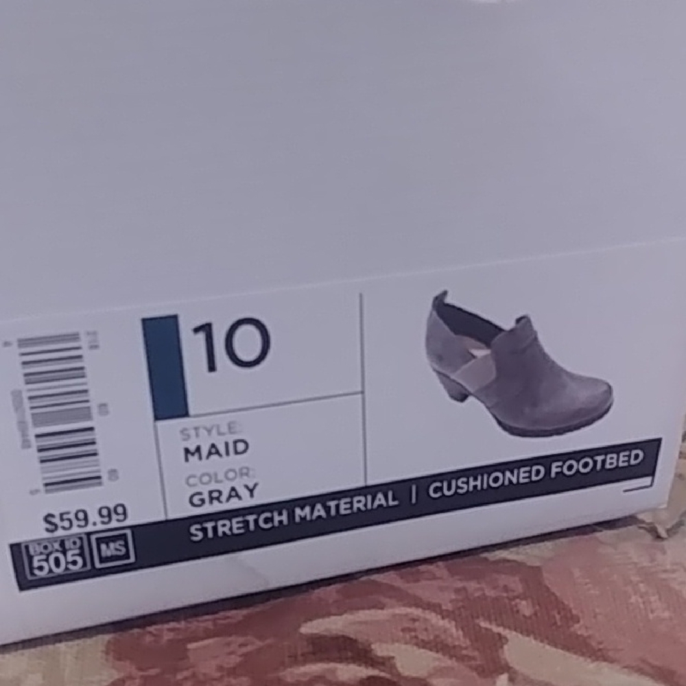 Maid Gray Womens Ankle Boots - Size 10 Croft And Barrow Ortholite